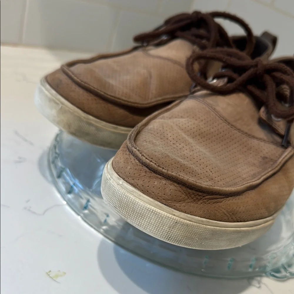 Sanuk Men's Brown Casual Shoes size 9